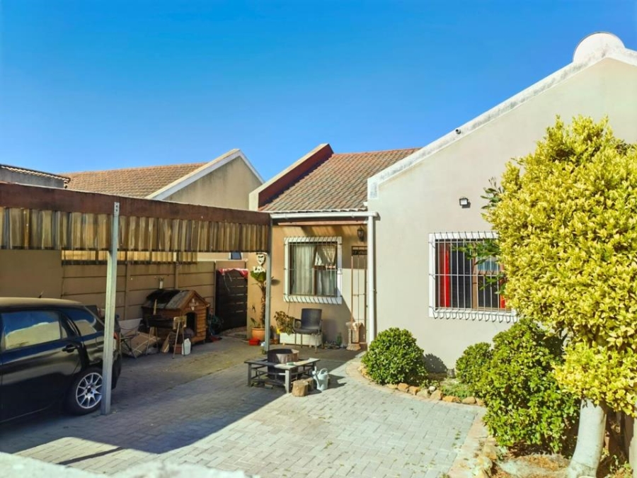 2 Bedroom Property for Sale in Weltevreden Valley Western Cape